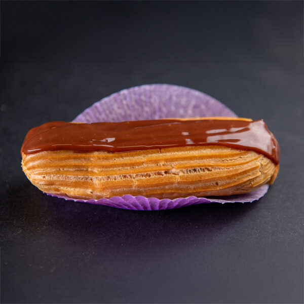 Eclair au chocolat