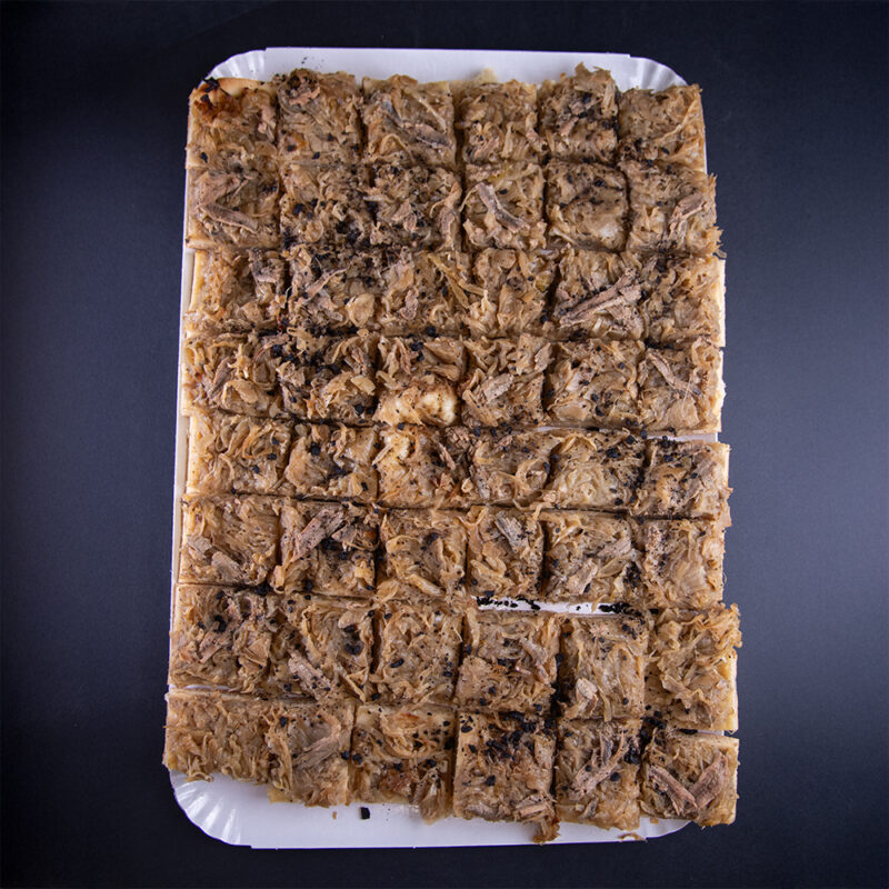 Plaque de mini pissaladières